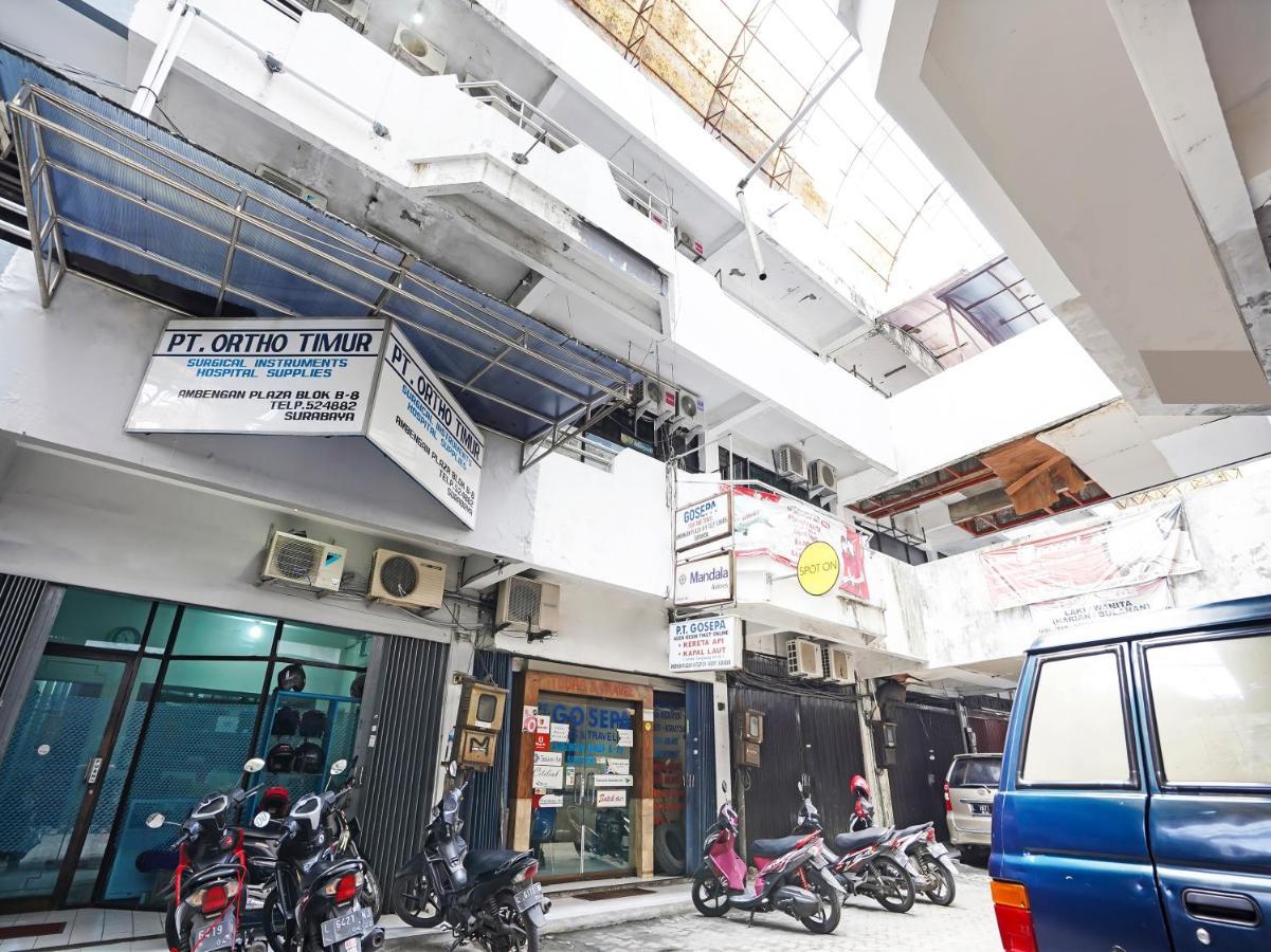 SPOT ON 90147 Gosepa Ambengan Plaza Hotel Surabaya Bagian luar foto