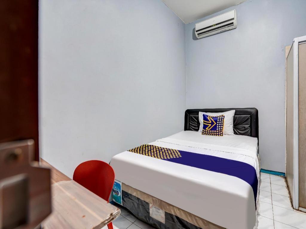 SPOT ON 90147 Gosepa Ambengan Plaza Hotel Surabaya Bagian luar foto